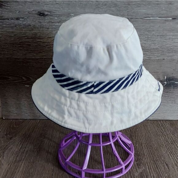 Hello Kitty Sailor Bow White Bucket Hat Sanrio 2012 Toodler - Picture 4 of 9